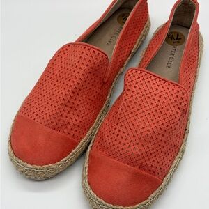 Like New Women's Carter Club Suede Espadrille Slip-On Shoes
